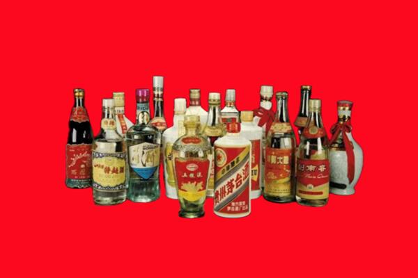 安庆回收十八老酒.jpg